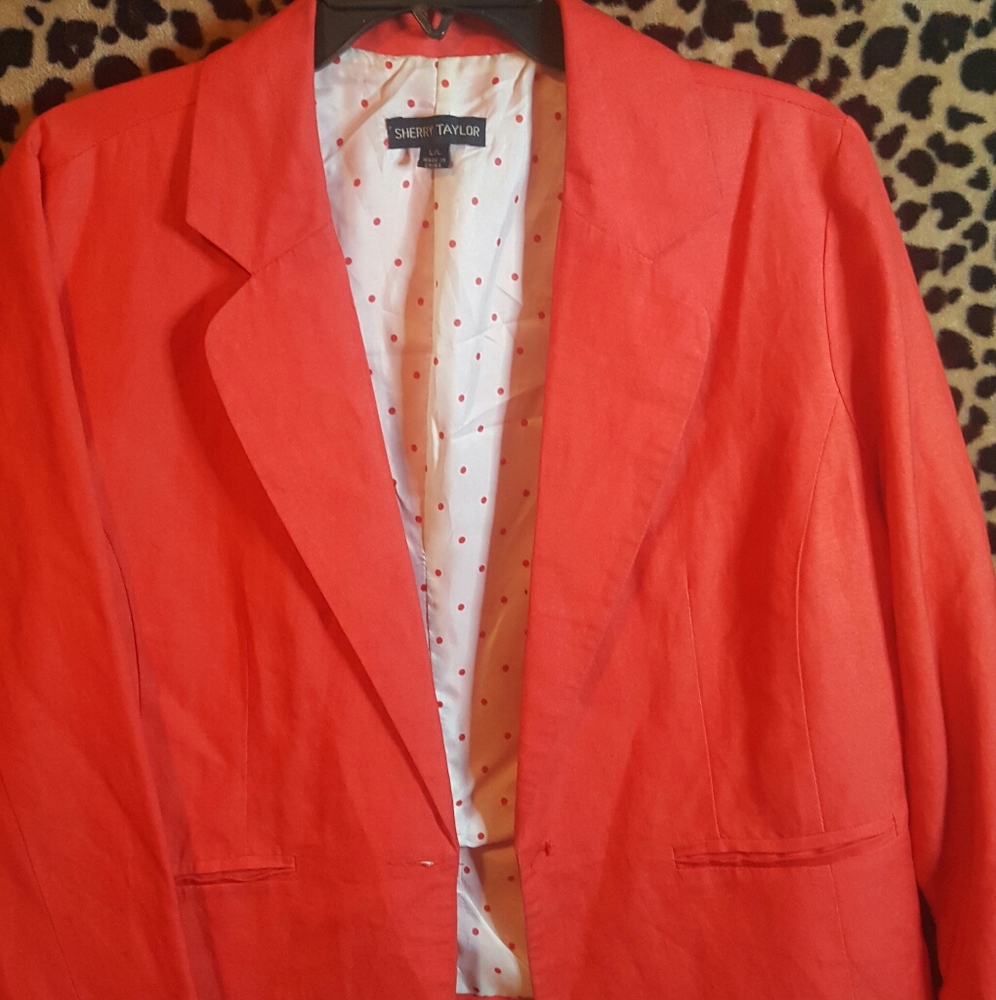 Blazer - Picture 2 of 3